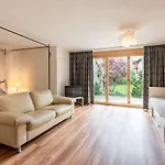 Haus Alpine Apartment *
